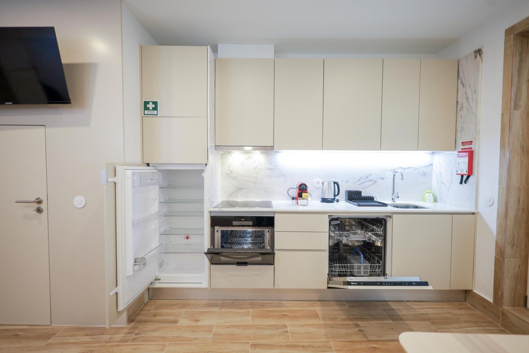 Martires Sweet Apts By Portocityhosts Room photo